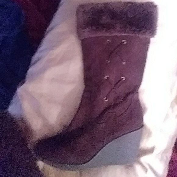 Cute brown tall brown leather wedge boots - Picture 2 of 5